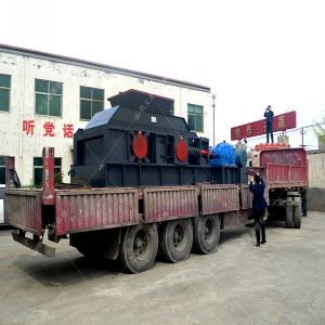 大型對輥制砂機1208型制砂機發往內蒙古